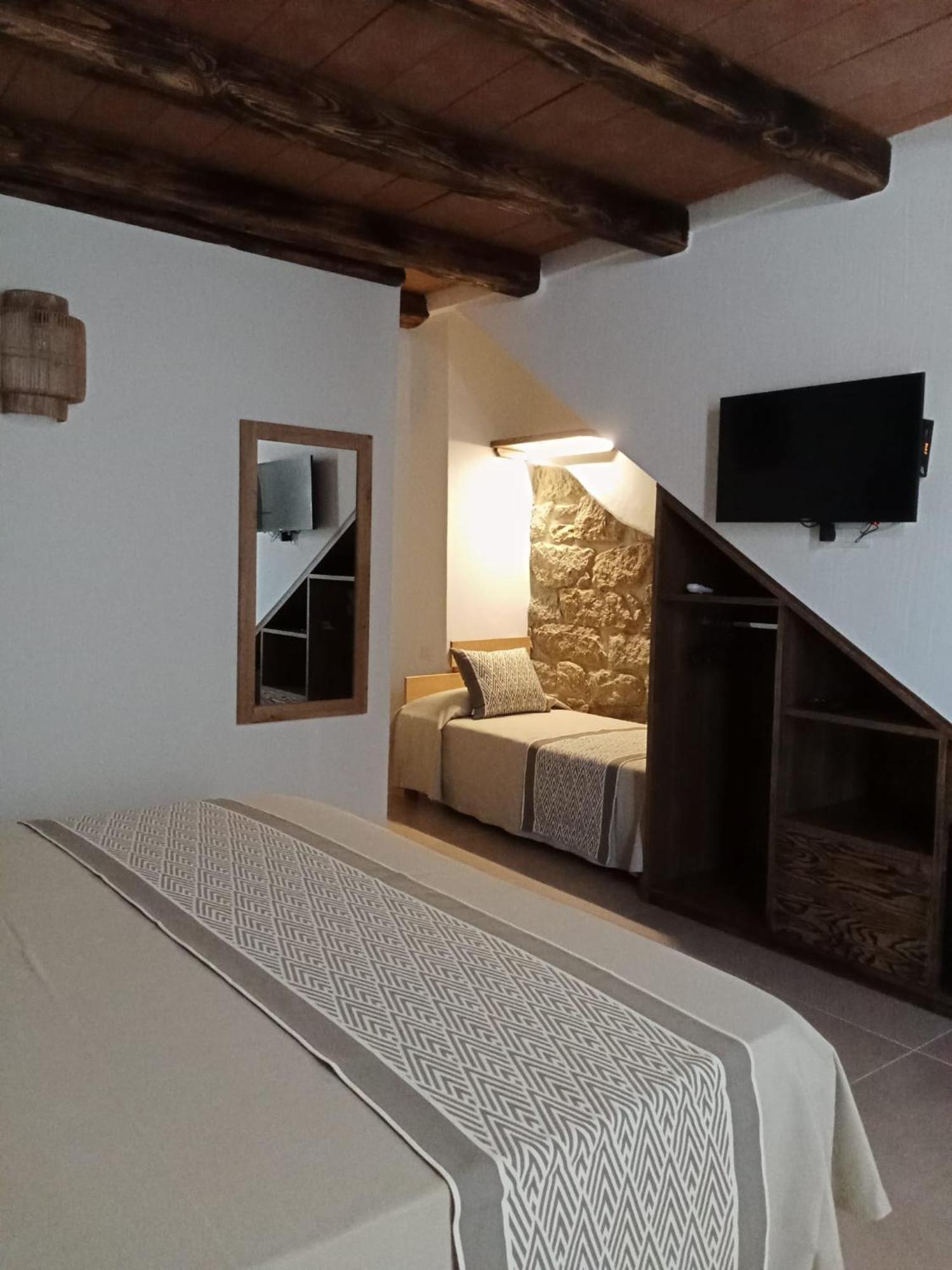 Il Busciolotto Hotel Санта Тереза Галура Екстериор снимка