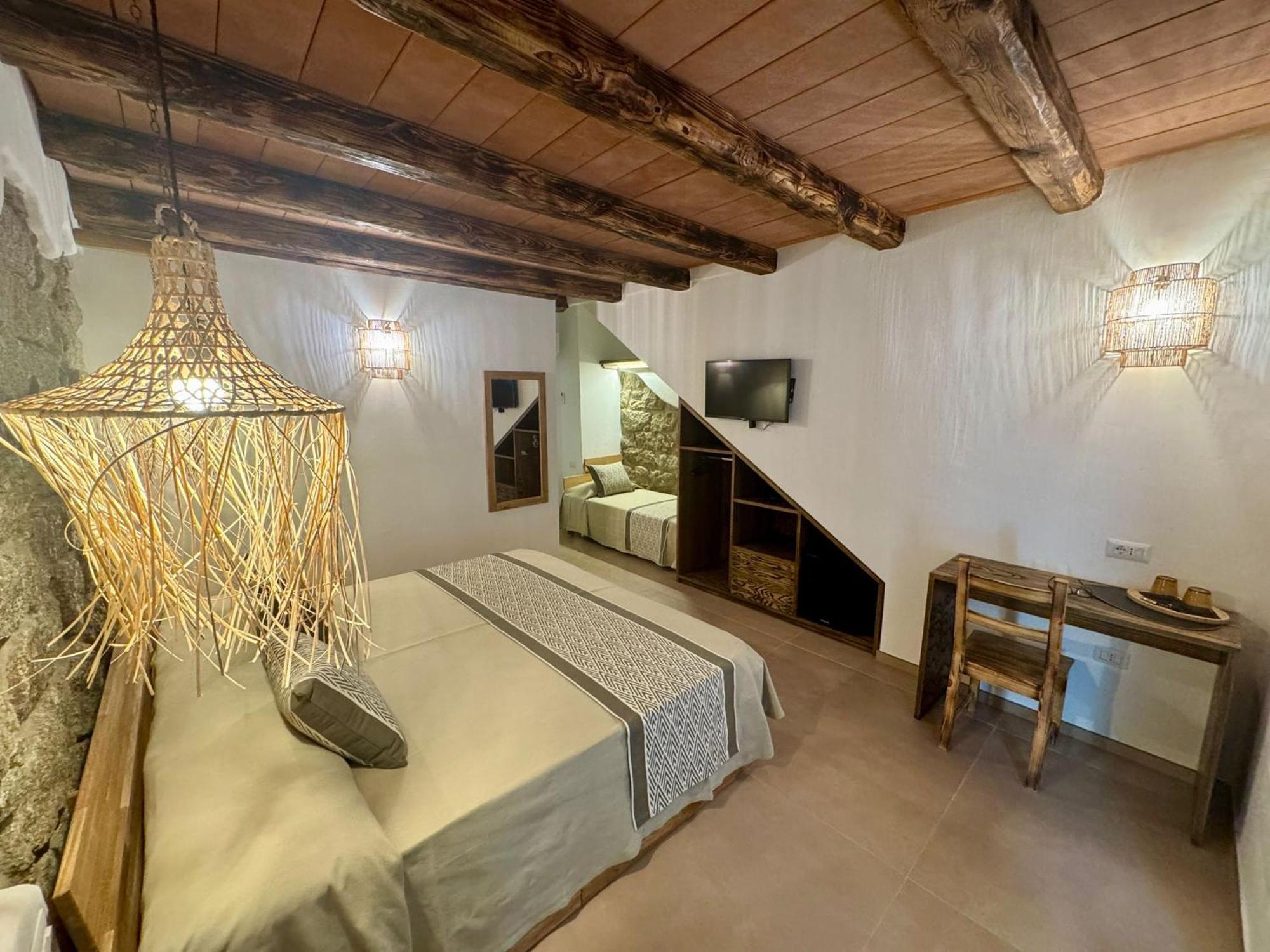 Il Busciolotto Hotel Санта Тереза Галура Екстериор снимка